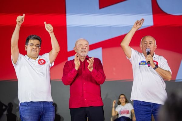 ft-urna eletronica-Fábio PozzebomAgência Brasil (2)