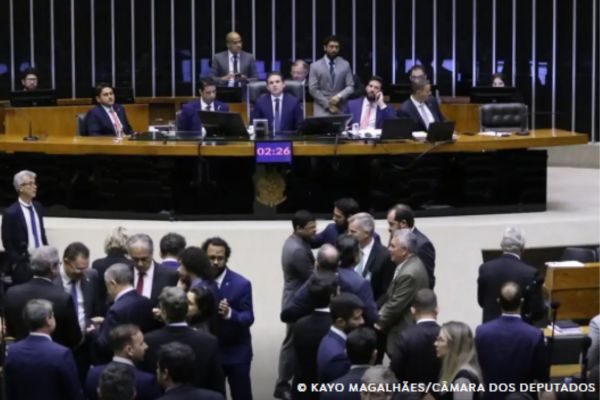 Tamanho foto notícia padrão - 2025-11-19T095639.900