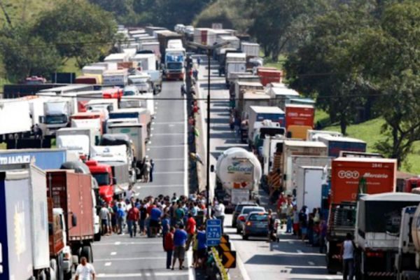 Tamanho foto notícia padrão - 2025-12-01T120404.130