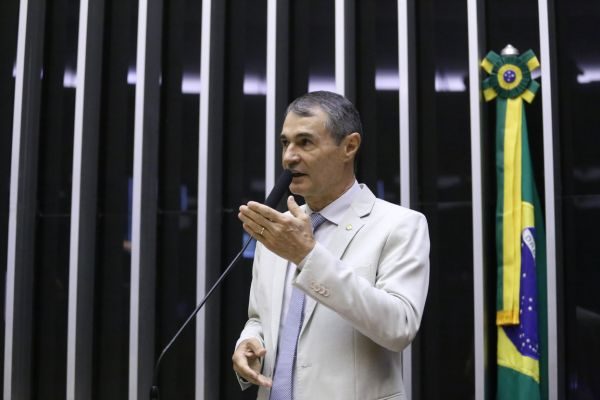 Tamanho foto notícia padrão - 2025-12-16T121430.484